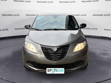 SPOTICAR Lancia Ypsilon 3&ordf; Serie 1.2 69 Cv 5 Porte Gold Usata - City Car Benzina Grigio - Magenta - 1202408721_2