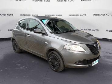SPOTICAR Lancia Ypsilon 3&ordf; Serie 1.2 69 Cv 5 Porte Gold Usata - City Car Benzina Grigio - Magenta - 1202408721_3