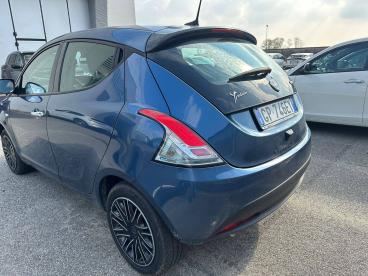 LANCIA CERTIFIED Lancia Ypsilon 1.0 Firefly 70 Cv Start And Amp,stop Hybrid Gold Usata - City Car Ibrido Blu - Fisciano - 2408977_4