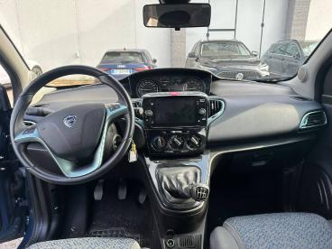 LANCIA CERTIFIED Lancia Ypsilon 1.0 Firefly 70 Cv Start And Amp,stop Hybrid Gold Usata - City Car Ibrido Blu - Fisciano - 2408977_5
