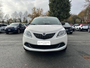 LANCIA CERTIFIED Lancia Ypsilon 1.2 69cv Gpl Silver Plus Usata - City Car  Bianco - Torino - 2409246_2