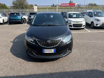 LANCIA CERTIFIED Lancia Ypsilon 1.0 Firefly 5 Porte S And S Hybrid Gold Plus Usata - City Car Ibrido Nero - Milano - 2411798_2