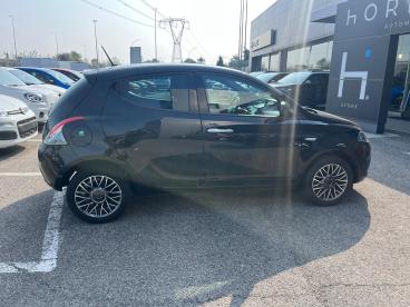 LANCIA CERTIFIED Lancia Ypsilon 1.0 Firefly 5 Porte S And S Hybrid Gold Plus Usata - City Car Ibrido Nero - Milano - 2411798_4