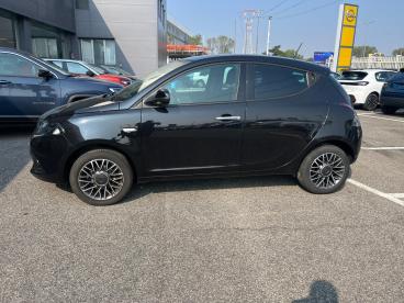 LANCIA CERTIFIED Lancia Ypsilon 1.0 Firefly 5 Porte S And S Hybrid Gold Plus Usata - City Car Ibrido Nero - Milano - 2411798_5