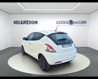 LANCIA CERTIFIED Lancia Ypsilon 3&ordf; Serie 1.0 Firefly 5 Porte S And S Hybrid Ecochi Usata - City Car Ibrido Bianco - Ancona - 2412126_3