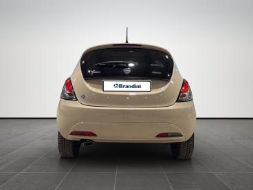 LANCIA CERTIFIED Lancia Ypsilon 1.0 Firefly Hybrid Gold S And S 70cv Usata - City Car Ibrido Beige - Pistoia - 2415799_5