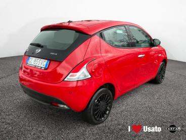 LANCIA CERTIFIED Lancia Ypsilon Iii 2021 1.0 Firefly Hybrid Silver S And S 70cv Usata - City Car Ibrido Rosso - Roma - 2415812_3