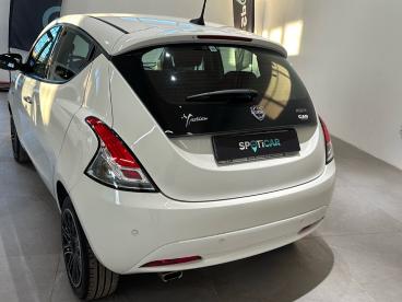 LANCIA CERTIFIED Lancia Ypsilon 1.0 Firefly 5 Porte Hybrid Ecochic Gold Usata - City Car Ibrido Bianco - Bologna - 2416357_5