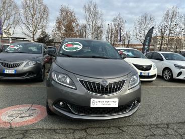 LANCIA CERTIFIED Lancia Ypsilon 1.0 Firefly 70cv Hybrid Gold Usata - City Car Ibrido Grigio - Torino - 2417057_2