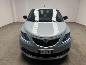 LANCIA CERTIFIED Lancia Ypsilon Iii 2021 1.2 Ecochic Gpl 69cv Usata - City Car  Verde - Biella - 2417402_2