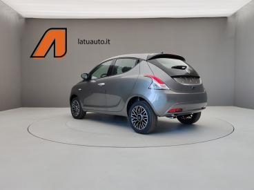 LANCIA CERTIFIED Lancia Ypsilon Iii 2021 1.0 70cv Hybrid Platino Usata - City Car Ibrido Plug-in Grigio - Voghera - 2417411_5