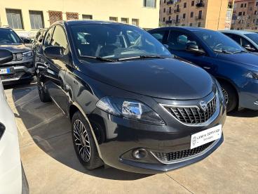 LANCIA CERTIFIED Lancia Ypsilon 1.0 Firefly 70cv Hybrid Platino Usata - City Car Ibrido Nero - Palermo - 2417679_3