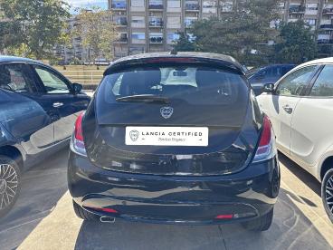 LANCIA CERTIFIED Lancia Ypsilon 1.0 Firefly 70cv Hybrid Platino Usata - City Car Ibrido Nero - Palermo - 2417679_5