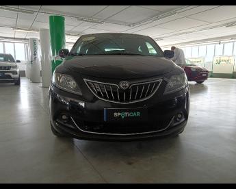 LANCIA CERTIFIED Lancia Ypsilon Iii 2021 1.0 Firefly Hybrid Gold S And S 70cv Usata - City Car Ibrido Nero - Pisa - 2418120_2