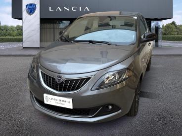 LANCIA CERTIFIED Lancia Ypsilon 1.0 Firefly 70cv Hybrid Platino Usata - City Car Ibrido Grigio - Milano - 2418252_1