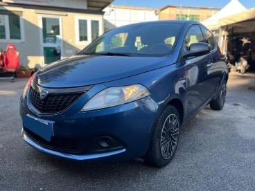 LANCIA CERTIFIED Lancia Ypsilon Ypsilon1.0 70 Cv S And Amp,s Hybrid Silver Plus Usata - City Car Ibrido Blu - Fisciano - 2418410_1