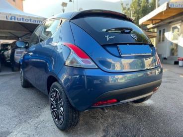 LANCIA CERTIFIED Lancia Ypsilon Ypsilon1.0 70 Cv S And Amp,s Hybrid Silver Plus Usata - City Car Ibrido Blu - Fisciano - 2418410_3