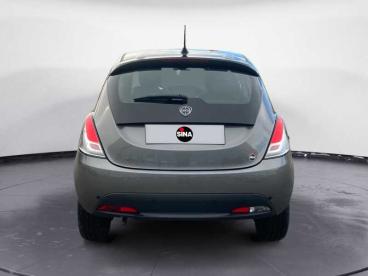 LANCIA CERTIFIED Lancia Ypsilon Iii 2021 1.0 Firefly Hybrid Silver S And S 70cv Usata - City Car Ibrido Grigio - Pordenone - 2419125_4