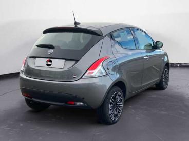 LANCIA CERTIFIED Lancia Ypsilon Iii 2021 1.0 Firefly Hybrid Silver S And S 70cv Usata - City Car Ibrido Grigio - Pordenone - 2419125_5