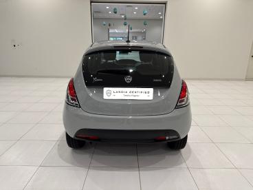 SPOTICAR Lancia Ypsilon 1.0 70cv Firefly Hybrid S&s Silver Usata - City Car Ibrido Grigio - Napoli - 1202419331_5