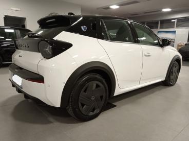 LANCIA CERTIFIED Lancia Ypsilon Nuova 100% Elettrica - Pack Tech  And  Drive Usata - City Car Elettrica Bianco - Spinetta Marengo - 2420569_5