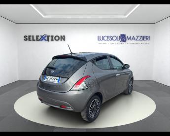 LANCIA CERTIFIED Lancia Ypsilon 3ª Serie 1.0 Firefly 5 Porte S And S Hybrid Platin Usata - City Car Ibrido Grigio - Ancona - 2420605_5