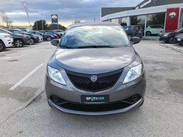 SPOTICAR Lancia Ypsilon 0.9 Twinair 70 Cv 5 Porte Metano Ecochic Usata - City Car Gpl-metano Grigio - Fabriano - 602422094_2