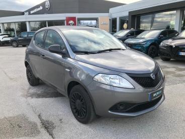 SPOTICAR Lancia Ypsilon 0.9 Twinair 70 Cv 5 Porte Metano Ecochic Usata - City Car Gpl-metano Grigio - Fabriano - 602422094_3
