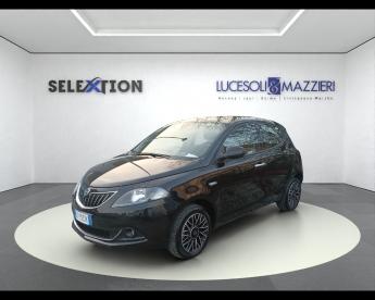 LANCIA CERTIFIED Lancia Ypsilon 3ª Serie 1.0 Firefly 5 Porte S And S Hybrid Platin Usata - City Car Ibrido Nero - Ancona - 2422197_1