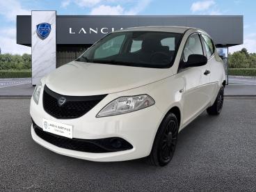 LANCIA CERTIFIED Lancia Ypsilon 1.0 70cv Firefly Hybrid S&s Silver Usata - City Car Ibrido Bianco - Napoli - 2422373_1