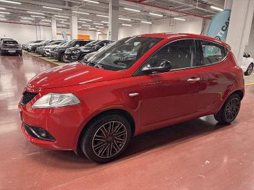 LANCIA CERTIFIED Lancia Ypsilon 1.0 70cv Firefly Hybrid S&s Gold Usata - City Car Ibrido Rosso - Palermo - 2422880_4