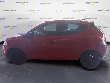 LANCIA CERTIFIED Lancia Ypsilon New 5 Porte My23 1.0 Firefly 70 Cvstart And Stop H Usata - City Car Ibrido Rosso - Roma - 2423892_2