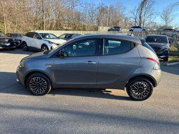 LANCIA CERTIFIED Lancia Ypsilon 1.0 Firefly 70cv Hybrid Platino Usata - City Car Ibrido Grigio - Roma - 2423996_4