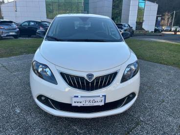 LANCIA CERTIFIED Lancia Ypsilon 1.0 Firefly 5 Porte S And S Hybrid Platino Usata - City Car Ibrido Bianco - La Spezia - 2424287_2
