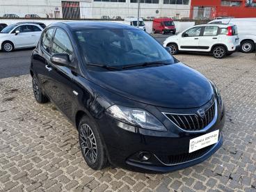 LANCIA CERTIFIED Lancia Ypsilon 1.0 Firefly 70cv Hybrid Platino Usata - City Car Ibrido Nero - Roma - 2424602_3