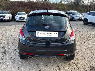 LANCIA CERTIFIED Lancia Ypsilon 1.0 Firefly 70cv Hybrid Platino Usata - City Car Ibrido Nero - Roma - 2424602_5