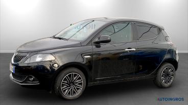 LANCIA CERTIFIED Lancia Ypsilon Iii 2021 1.0 Firefly Hybrid Gold S And S 70cv Usata - City Car Ibrido Nero - Torino - 2425212_1