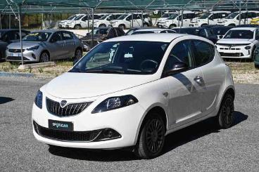 LANCIA CERTIFIED Lancia Ypsilon 1.0 Firefly 5 Porte S And S Hybrid Silver Usata - City Car Ibrido Bianco - Carmagnola - 2425221_1