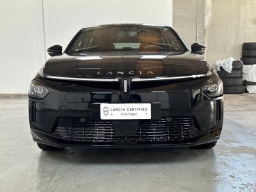 LANCIA CERTIFIED Lancia Ypsilon Elettrica 156cv Lx Usata - City Car  Nero - Milano - 2425434_2