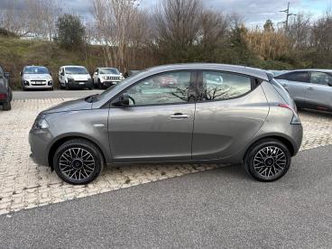 LANCIA CERTIFIED Lancia Ypsilon 1.0 Firefly 70cv Hybrid Platino Usata - City Car Ibrido Grigio - Roma - 2425754_4
