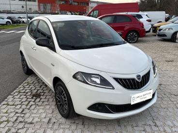 LANCIA CERTIFIED Lancia Ypsilon 1.0 Firefly 70cv Hybrid Platino Usata - City Car Ibrido Bianco - Roma - 2425755_3