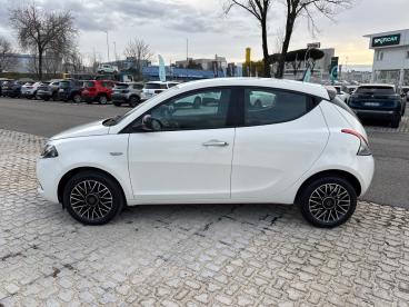 LANCIA CERTIFIED Lancia Ypsilon 1.0 Firefly 70cv Hybrid Platino Usata - City Car Ibrido Bianco - Roma - 2425755_4