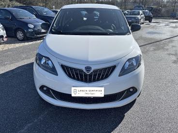 LANCIA CERTIFIED Lancia Ypsilon 1.0 Firefly 70cv Hybrid Platino Usata - City Car Ibrido Bianco - Roma - 2426118_2