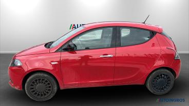 LANCIA CERTIFIED Lancia Ypsilon Iii 2021 1.0 Firefly Hybrid Silver S And S 70cv Usata - City Car Ibrido Rosso - Torino - 2426871_2