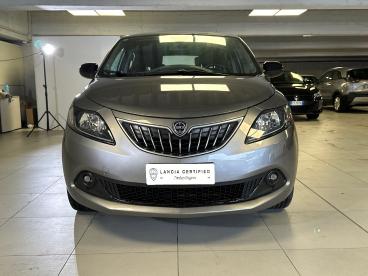 LANCIA CERTIFIED Lancia Ypsilon 1.0 Firefly 70cv S&s Hybrid Gold Usata - City Car Ibrido Grigio - Milano - 2427577_2