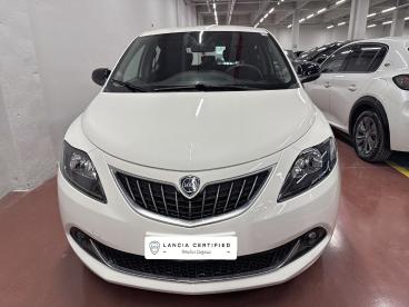 LANCIA CERTIFIED Lancia Ypsilon 1.0 Firefly 70cv Hybrid Platino Usata - City Car Ibrido Bianco - Palermo - 2427579_2