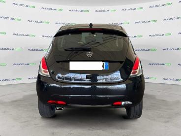 SPOTICAR Lancia Ypsilon 1.0 Firefly Hybrid Platino S&s 70cv Usata - City Car Ibrido Nero - Bari - 1202428431_5