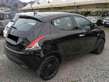 LANCIA CERTIFIED Lancia Ypsilon 1.0 Firefly 5 Porte S And S Hybrid Silver Usata - City Car Ibrido Nero - Carmagnola - 2429789_4