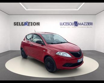 LANCIA CERTIFIED Lancia Ypsilon 3&ordf; Serie 1.0 Firefly 5 Porte S And S Hybrid Ecochi Usata - City Car Ibrido Rosso - Ancona - 2429809_4