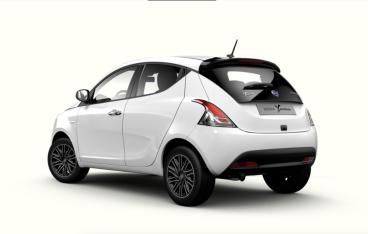 LANCIA CERTIFIED Lancia Ypsilon 1.2 69 Cv 5 Porte Gpl Gold Plus Usata - City Car Gpl Bianco - Foggia - 2430348_3